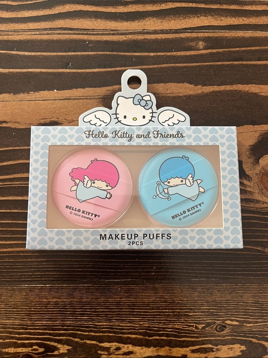 Hello Kitty Other - Hello Kitty Pink & Blue Character Makeup Puffs - 2 Pack